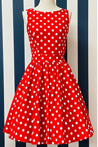 Červené šaty s bílými puntíky Lady V London Tea
