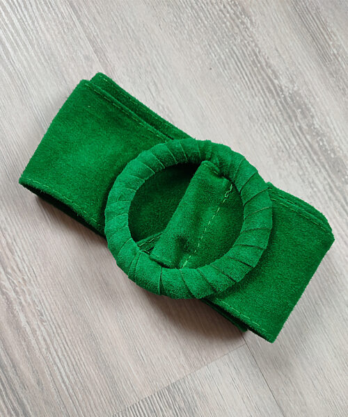 Zelený kožený pásek