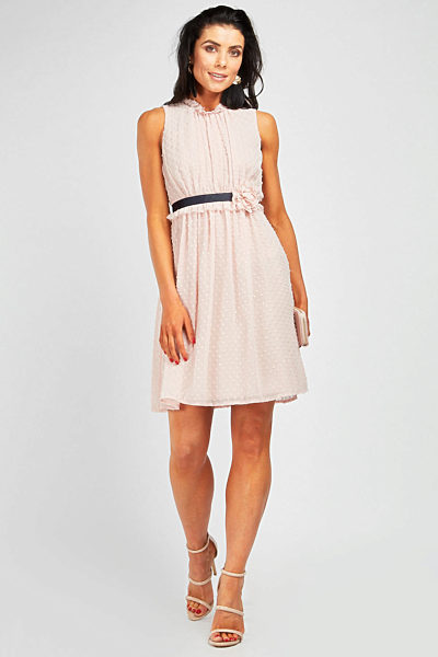 Pastelově růžové šifónové šaty Dresses Terra