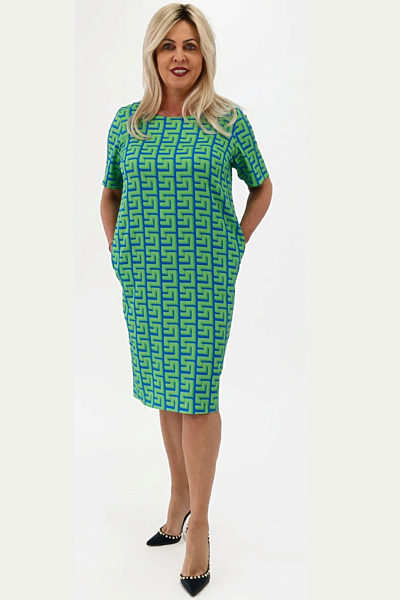 Zelené pouzdrové šaty se vzory Roxana Mean