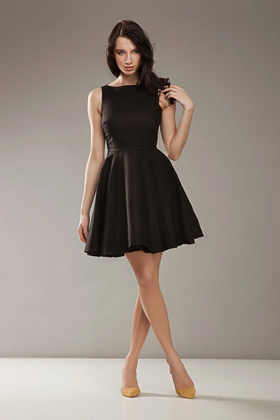 Černé šaty s kolovou sukní Nife Merci