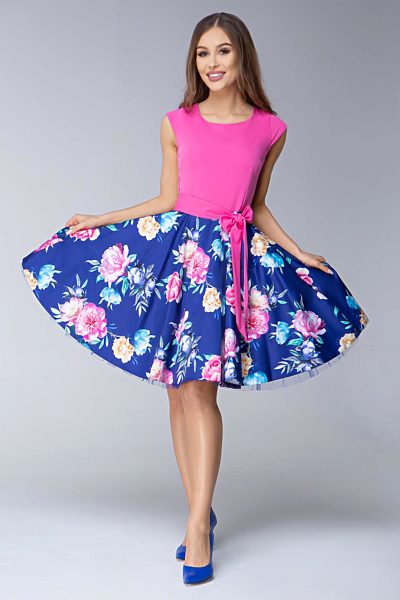 Růžové šaty s květovanou sukní Gotta Annika