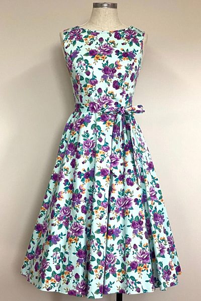 Tyrkysové šaty s fialovými květy Lady V London Audrey