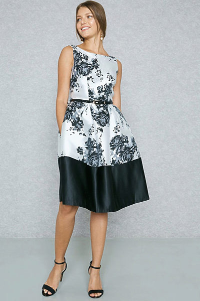 Společenské černobílé šaty s květy Closet Etel